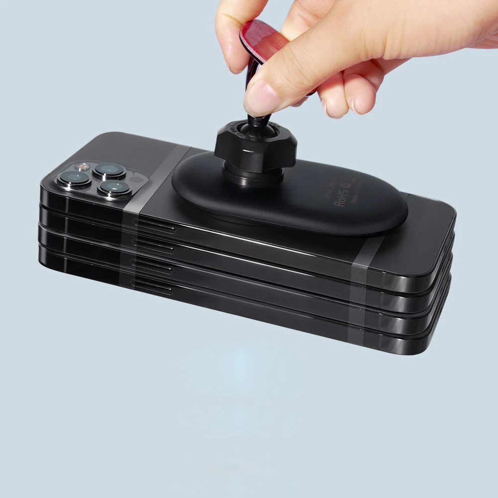 MagSafe® Compatible MagRoad Car Mount - Image 9